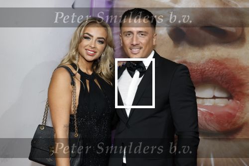 Hilversum 19 december 2022
The roast van Famke Louise in studio 21.
Harrie Snijders met partner
