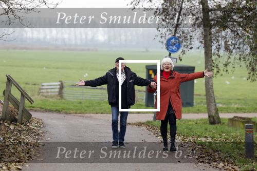Baambrugge 11 december 2022
Presentatie kalendar met Harry Slinger en Bert Simhoffer. Harry kwam met zijn vrouw en Bert met zijn vrouw em 2 kinderen .