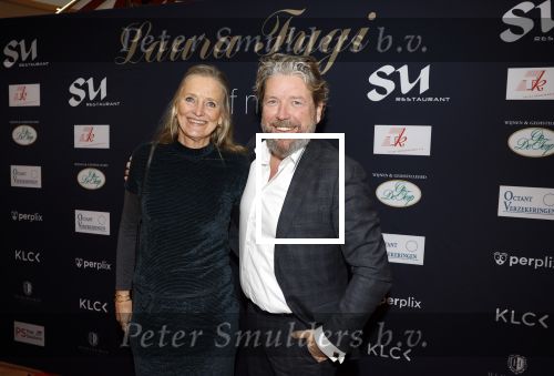 Zeist 27 november 2022
Presentatie boek en concert Laura Fygi in in Fygi Hotel.
Laura krijgt ook nog een koninklijke onderscheiding. Henkjan Smits met vrouw