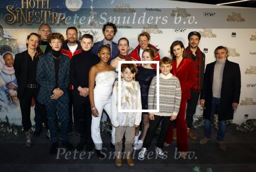 Amsterdam 11 december 2022
Premiere Hotel Sinestra in Pathe Noord .
Cast Hotel Sinestra