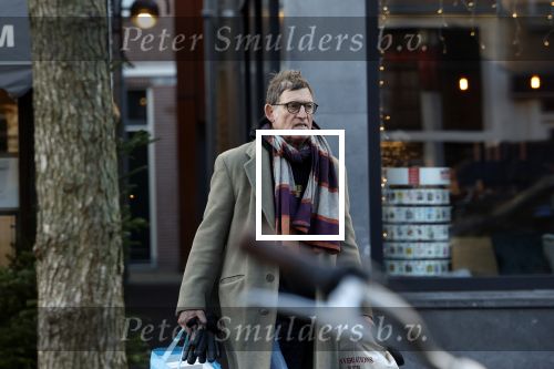 Amsterdam 15december 2022
Huub v d Lubbe doet boodschappen