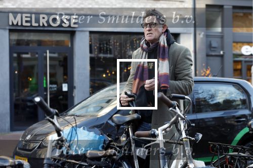 Amsterdam 15december 2022
Huub v d Lubbe doet boodschappen