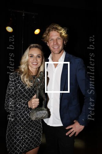 Amsterdam 21 december 2022
Sportman en Sportvrouw van het jaar Gala in AFAS Live. Sportvrouw van het jaar Irene Schouten . Ook haar maan DirkJan Mak was aanwezig.