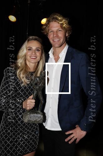 Amsterdam 21 december 2022
Sportman en Sportvrouw van het jaar Gala in AFAS Live. Sportvrouw van het jaar Irene Schouten . Ook haar maan DirkJan Mak was aanwezig.