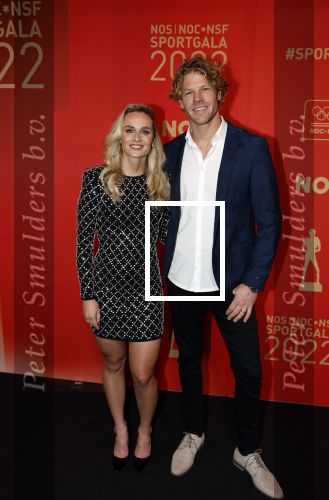 Amsterdam 21 december 2022
Sportman en Sportvrouw van het jaar Gala in AFAS Live. Sportvrouw van het jaar Irene Schouten . Ook haar maan DirkJan Mak was aanwezig.
