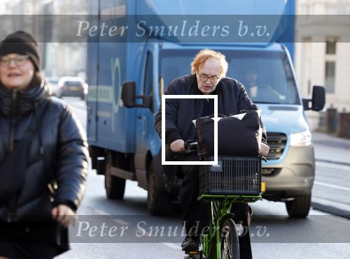 Amsterdam 15  december 2022
Jan Aarntzen op zijn groene fiets in Amsterdam zuid.