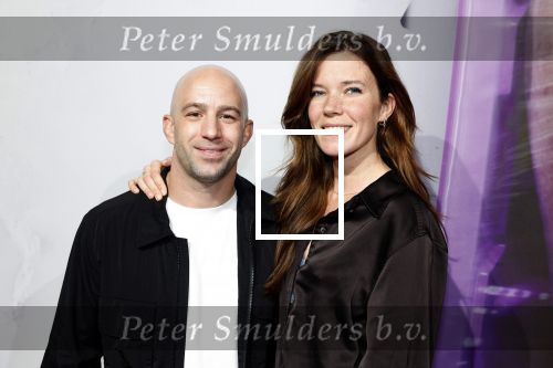 Hilversum 19 december 2022
The roast van Famke Louise in studio 21.
Jayjay Boske met vriendin