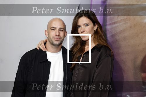 Hilversum 19 december 2022
The roast van Famke Louise in studio 21.
Jayjay Boske met vriendin