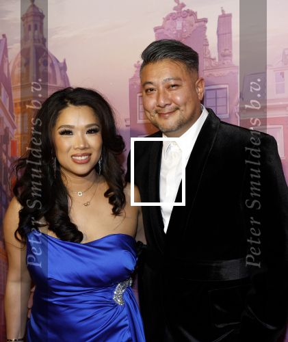 Amsterdam 22 november 2022
Presentatie Real Housewifes of Amsterdam in Hotel Krasnapolsky  van Videoland. Kimmylien Nguyen met man