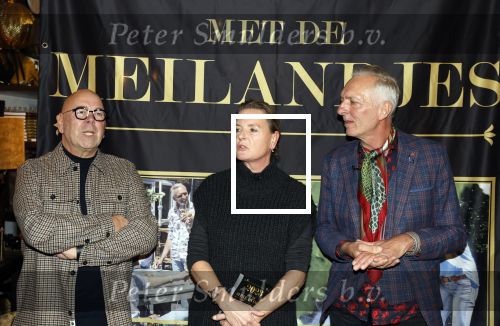 Noordwijk 9 december 2022
Presentatie nieuwe scheurkalendar van de familie Meiland. Aanwezig Martien Meiland Erica Meiland en Montana Meiland . Ook aanwezig Jan Dijkgraaf en Timon Moll ( regisseur van de Meilandjes). Presentatie is in de woonwinkel van Montana.
