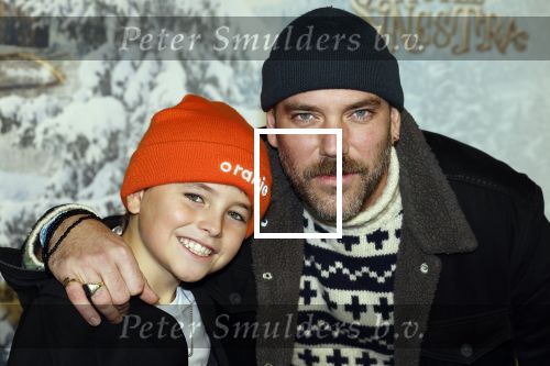 Amsterdam 11 december 2022
Premiere Hotel Sinestra in Pathe Noord .
Matteo van der Grijn met zijn zoon Jack