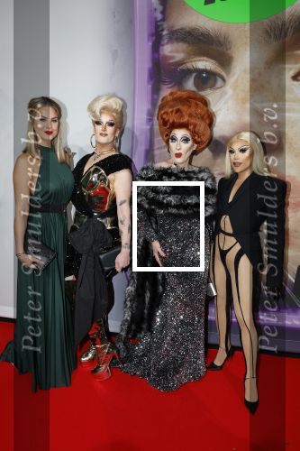 Hilversum 19 december 2022
The roast van Famke Louise in studio 21.
Miss Envy Peru Patty Pampam Skyla Versai en Yildiz Siskens