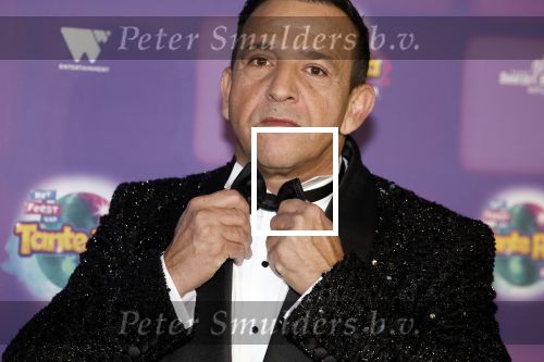 Amsterdam 17 december 2022
Premiere het feest van tante Ria in Pathe Noord .
Cast bestaat oa uit Najib Amhali Tooske Ragas Edo Brunner Edsilia Rombley Jack v gelder Pim Muda Thimo v Haaren  Ridder v Kooten Esther Mbire en Piet Tomassen.