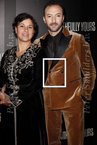 Amsterdam 19 december 2022
Premiere Faithfully Yours in Tuschinski
Nasrdin Dchar met partner Amy Don