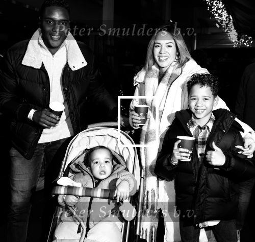 Amsterdam 15 december 2022
Opening het Amsterdamse winterparadijs in de RAI.
Nienke Plas kwam met haar partner en hun twee zoons