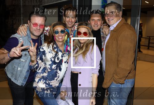 Amsterdam 19 november 2022
Toppers in concert in deJohan Cruijff arena.
Nikkie Plessen met Ruben Bontekoe Sven Sauve Georgette Schlick en Jaap Liethof