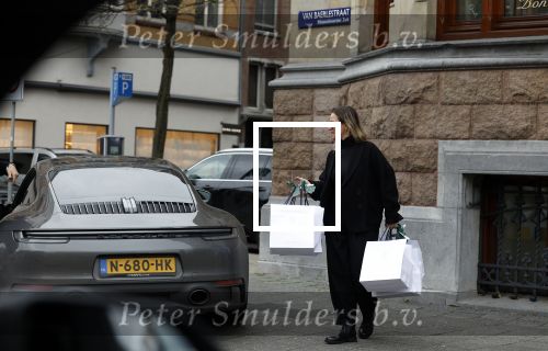 Amsterdam 5 december 2022
Otto Klein koopt kerstpakketten voor zijn personeel