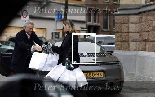 Amsterdam 5 december 2022
Otto Klein koopt kerstpakketten voor zijn personeel