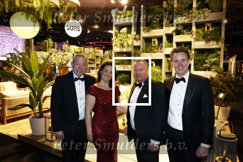 Amsterdam 10 december 2022
VIP dag Masters expo in de RAI.
Firma suns op de Masters Expo > Patrick v Rienen met collega\'s