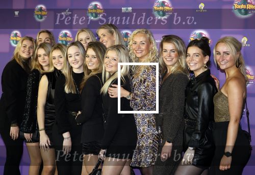 Amsterdam 17 december 2022
Premiere het feest van tante Ria in Pathe Noord .
Cast bestaat oa uit Najib Amhali Tooske Ragas Edo Brunner Edsilia Rombley Jack v gelder Pim Muda Thimo v Haaren  Ridder v Kooten Esther Mbire en Piet Tomassen.