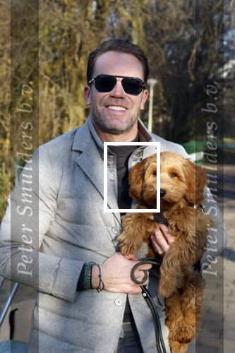 Amsterdam 12 december 2022
Robert Doornbos met zijn hond Simba op de electrische fiets van het merk Heritage Bike