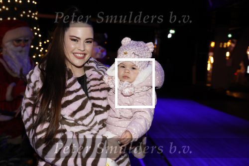 Amsterdam 15 december 2022
Openingsavond van het Amsterdamse winterparadijs in de Rai. Robin Martens kwam met haar dochter