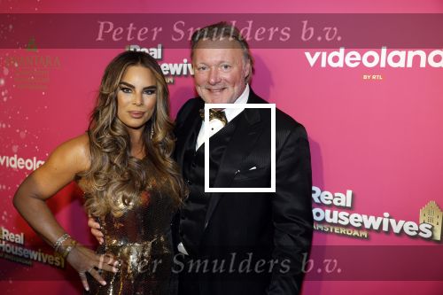 Amsterdam 22 november 2022
Presentatie Real Housewifes of Amsterdam in Hotel Krasnapolsky  van Videoland. Sheila Bergeik en haar man Erwin Kettman