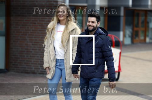 Almere 3 december 2022
Sjinkie Knegt met zijn nieuwe vriendin Chantal.