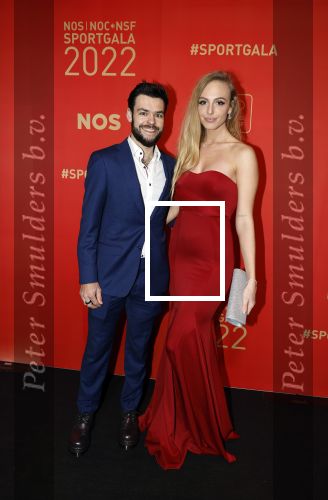 Amsterdam 21 december 2022
Sportman en Sportvrouw van het jaar Gala in AFAS Live. Sjinkie Knegt met zijn vriendin Chantal
