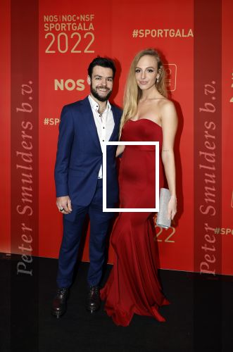 Amsterdam 21 december 2022
Sportman en Sportvrouw van het jaar Gala in AFAS Live. Sjinkie Knegt met zijn vriendin Chantal