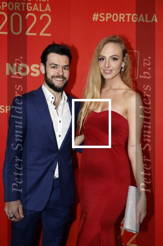 Amsterdam 21 december 2022
Sportman en Sportvrouw van het jaar Gala in AFAS Live. Sjinkie Knegt met zijn vriendin Chantal