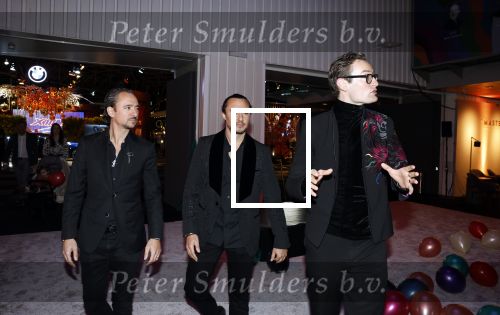 Amsterdam 8 december 2022
Masters Expo in de RAI. Splinter Chabot en kunstenaar Joseph Klibansky met zijn broer
