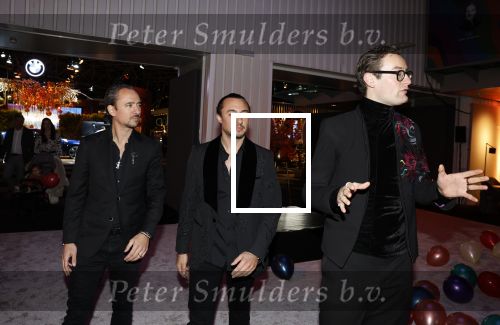 Amsterdam 8 december 2022
Masters Expo in de RAI. Splinter Chabot en kunstenaar Joseph Klibansky met zijn broer