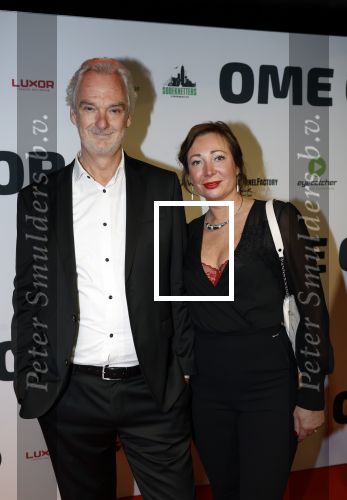 Rotterdam 12 december 2022
Premiere Ome Cor in het oude luxor theater.
Stefan de Walle en partner Esther Scheldwacht