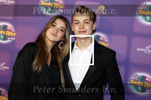 Amsterdam 17 december 2022
Premiere het feest van tante Ria in Pathe Noord .
Cast bestaat oa uit Najib Amhali Tooske Ragas Edo Brunner Edsilia Rombley Jack v gelder Pim Muda Thimo v Haaren  Ridder v Kooten Esther Mbire en Piet Tomassen. Thimo v Haaren en Eva Zarah