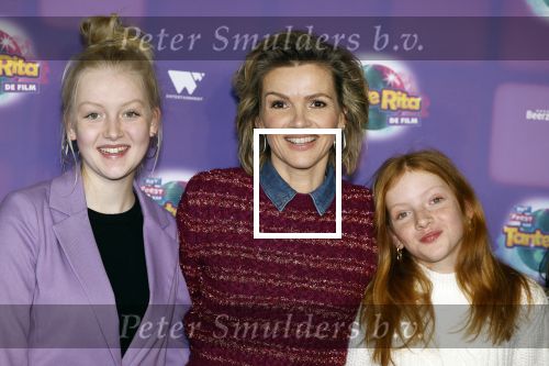 Amsterdam 17 december 2022
Premiere het feest van tante Ria in Pathe Noord .
Cast bestaat oa uit Najib Amhali Tooske Ragas Edo Brunner Edsilia Rombley Jack v gelder Pim Muda Thimo v Haaren  Ridder v Kooten Esther Mbire en Piet Tomassen. Tooske Ragas kwam met haar dochters