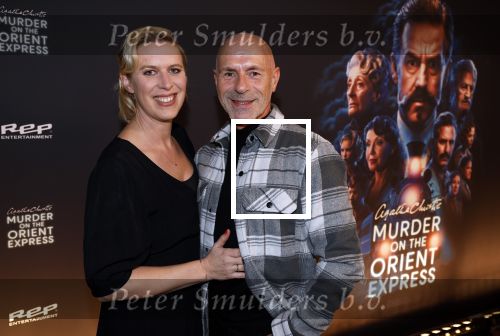 Zaandam 26 november 2023
Premiere van murder on the orient ezpress in het zaantheater. Aernout Pleket met zijn vrouw