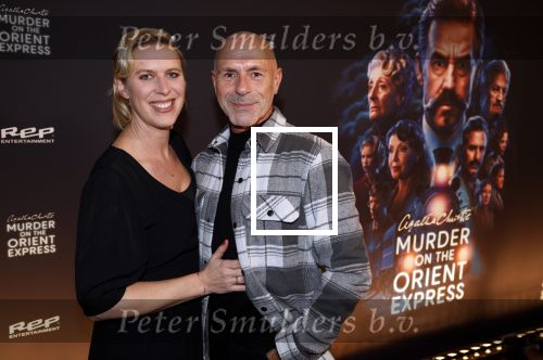 Zaandam 26 november 2023
Premiere van murder on the orient ezpress in het zaantheater. Aernout Pleket met zijn vrouw