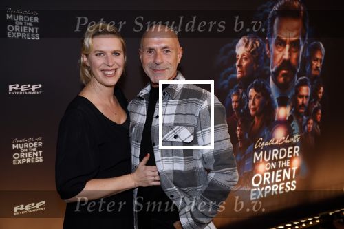 Zaandam 26 november 2023
Premiere van murder on the orient ezpress in het zaantheater. Aernout Pleket met zijn vrouw