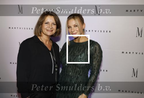 Amsterdam 6 november 2023
Premiere docu Mart Visser gemaakt door Marius Looijmans . De premiere was in het DeLamar theater. Amber Delil kwam met haar moeder