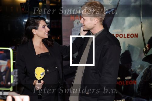 Amsterdam 21 november 2023
Premiere Napoleon in Pathe Arena.
Anna Nooshin en Kalvijn