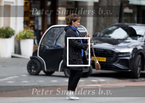 Amsterdam 23 november 2023
Astrid Joosten doet boodschappen in Amsterdam zuid.
