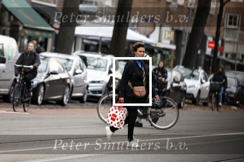 Amsterdam 23 november 2023
Astrid Joosten doet boodschappen in Amsterdam zuid.