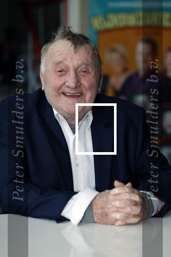 Hilversum 19 november 2023
Presentatie kijkbuisvrienden met oa Loeki Knol
Tony Neef
Maroesja Lacunes
Barrie Stevens
Bram Biesterveld.
Ydwer Bosma is de producent.