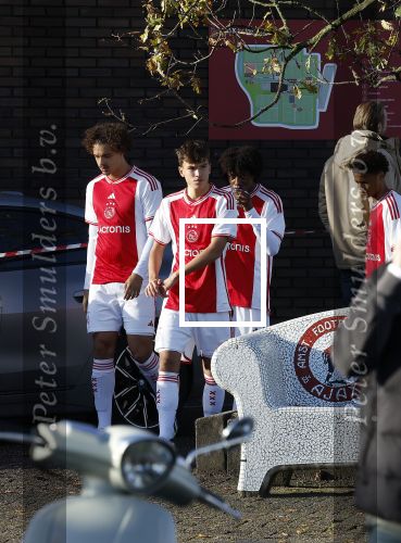Amsterdam 11 november 2023
Damian v d Vaart in Ajax O18 tegen fc Den Haag op de toekomst.