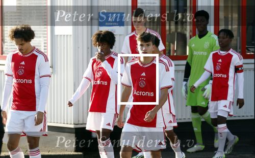 Amsterdam 11 november 2023
Damian v d Vaart in Ajax O18 tegen fc Den Haag op de toekomst.