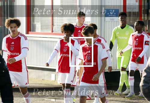 Amsterdam 11 november 2023
Damian v d Vaart in Ajax O18 tegen fc Den Haag op de toekomst.
