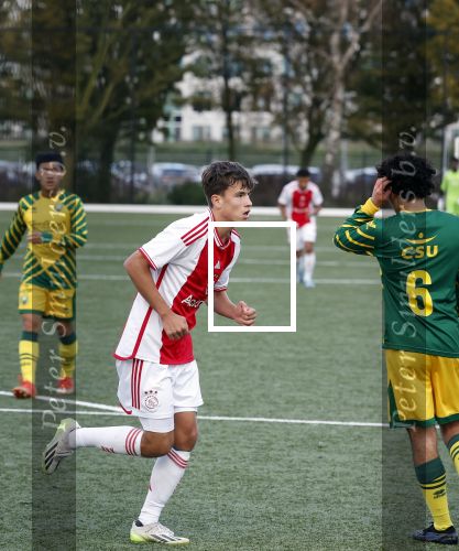 Amsterdam 11 november 2023
Damian v d Vaart in Ajax O18 tegen fc Den Haag op de toekomst.
