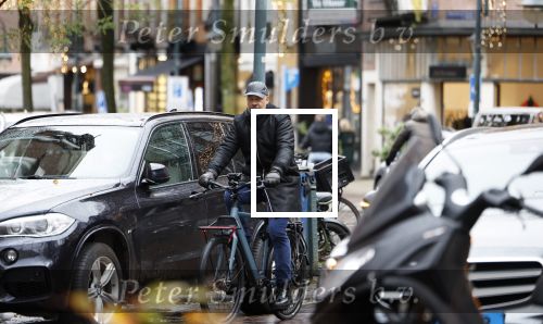 Amsterdam 29 november 2023
Frank Rijkaard op de fiets in Amsterdam zuid