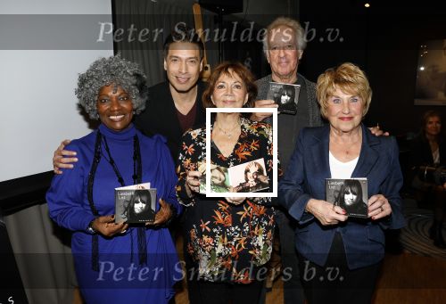 Amsterdam 22 november 2023
CD presentatie Liesbeth List in het Ramses Shaffy huis. Vrienden van Liesbeth List
Gerda Havertong  Sjors v d Panne  Jenny Arean Elisah Baijens Hans v Willigenburg en Bart Peters